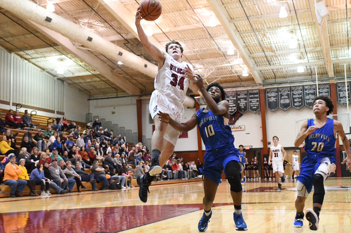 ZachBirdsong's tweet photo. Final: Tullahoma boys basketball falls to Warren County 55-52; Wildcats drop to 2-6 on season. https://t.co/iuQYvNusVt