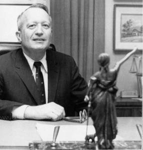 Bush recc'd him as clerk for Judge Malcolm Wilkey, who'd been in biz w/ Spruile Baden, Prescott Bush's *banking partner." Allende got elected, confiscated Baden's mining biz, & was then murdered. Then in 76 the opp leader, Letelier was blown up by car bomb in DC and Prescott...5