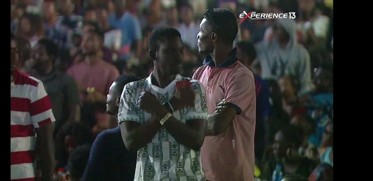 mzbel_gam's tweet photo. This guy dancing shaku shaku to Kirk Franklin's "Looking for You" issa whole mood 😂😂  #TE13 https://t.co/QXRFWxA4r8