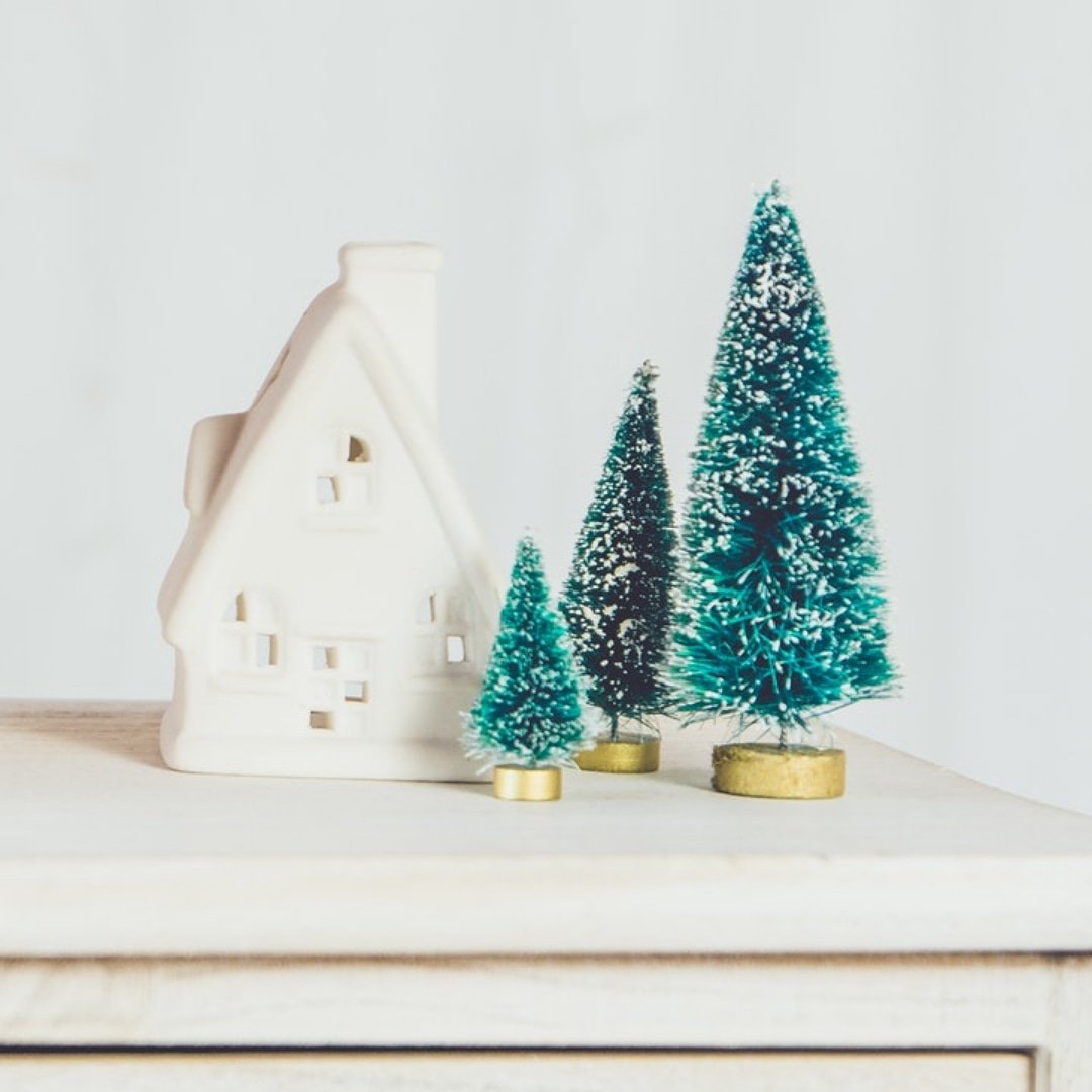 CodedVector's tweet photo. We're getting a few Christmas freebies ready for you. Better late than never huh! 😂🎄
.
.
#gettingchristmasready #christmasgraphics #codedvector #whpnaturallight #smallbusinesssaturday https://t.co/rzHsrPUy24