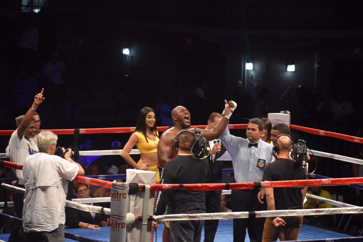 Mr340VI's tweet photo. Hard work always pays! I’m thankful to God and my team for this opportunity! This is just the beginning and I’m going to work on being better for the next one! #HumbledAndGrateful #3-0
#TeamMr340 #VIStandUp https://t.co/rVoWwVzycU
