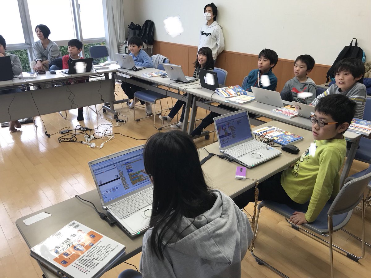 CoderDojoMoriya's tweet image. 今月の #CoderDojo 守谷は無事終了しました。たくさんのご参加ありがとうございました。来月もまた遊びに来てくださいね。 😘 #守谷 #プログラミング