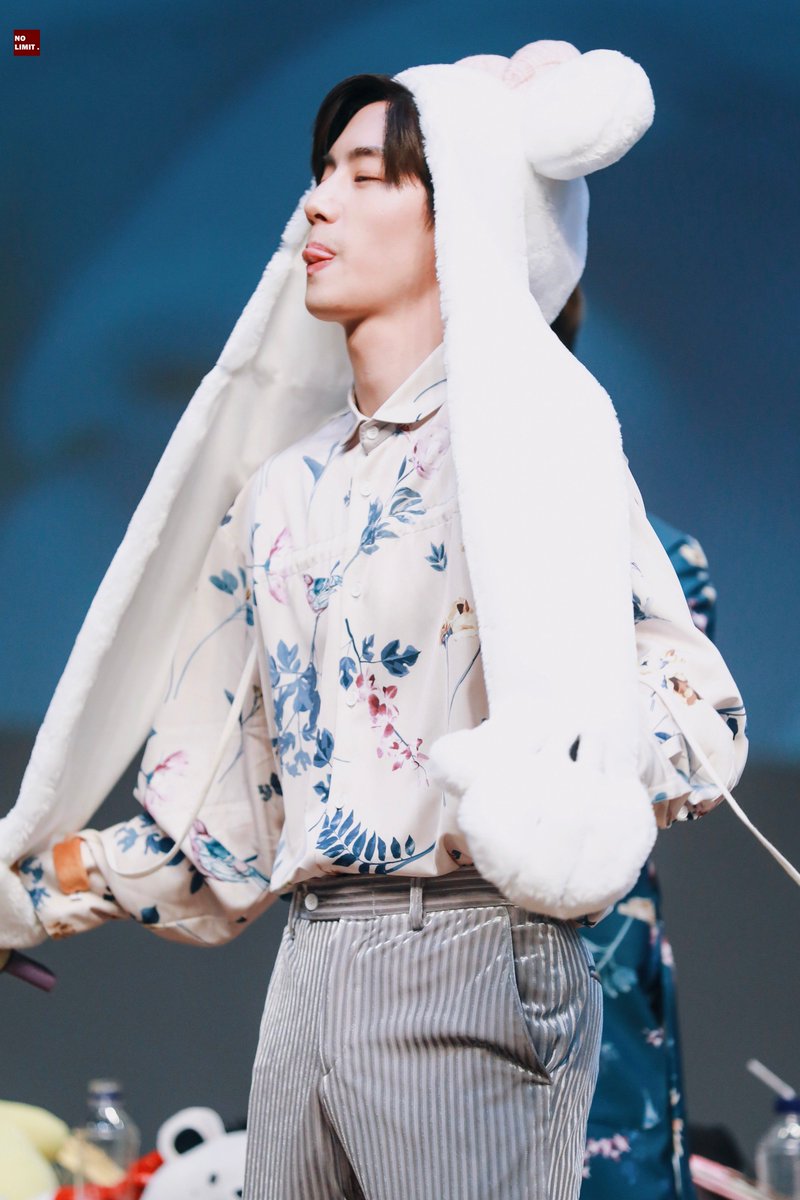 NOLIMIT0904's tweet photo. ⚡️181207 신촌팬싸

#GOT7⁠ ⁠#갓세븐⁠ ⁠#마크 #MARK https://t.co/JZKebNhqSq