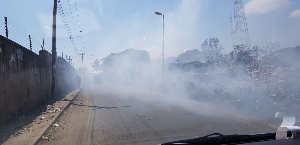 MihrThakar's tweet photo. #Mombasa VOK garbage burning is getting out of hand. Can cause serious ailments! https://t.co/FVI5fOjP1g