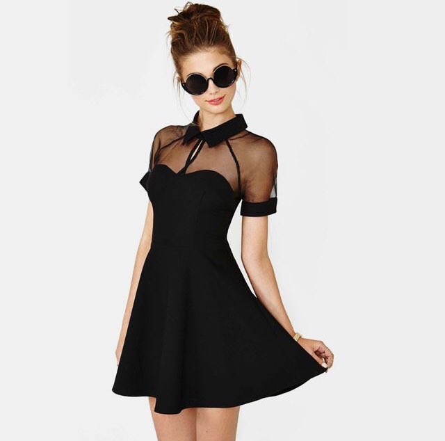 threadsofthrea1's tweet image. 🖤tenue de « noël »🖤