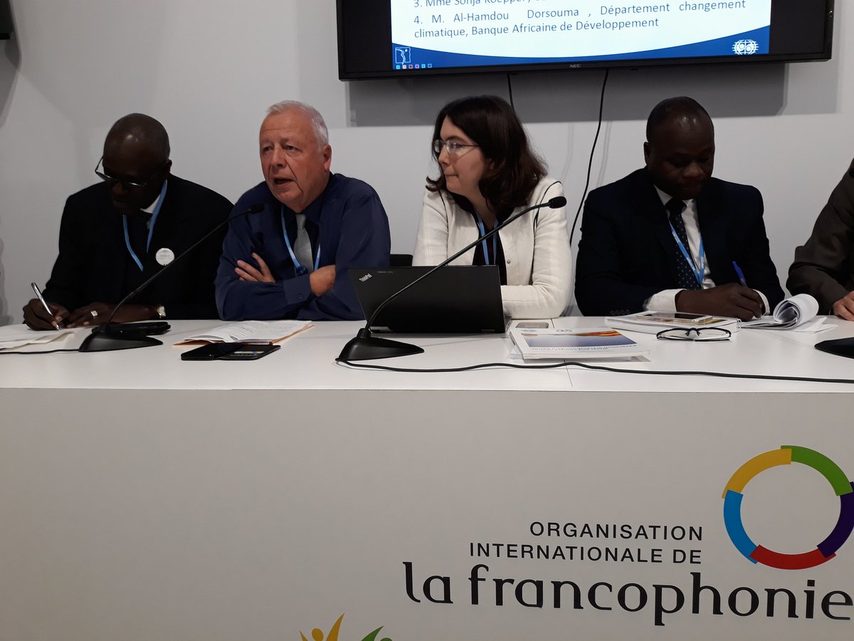 #COP24 /#ClimateIsWater: sur Pavillon @OIFfrancophonie, @JeanLAUNAY46 (@PFE_FWP): 'il faut investir dans les #SolutionsFondéesSurLaNature'. 
@OI_Eau @Eric_DG_OIEau