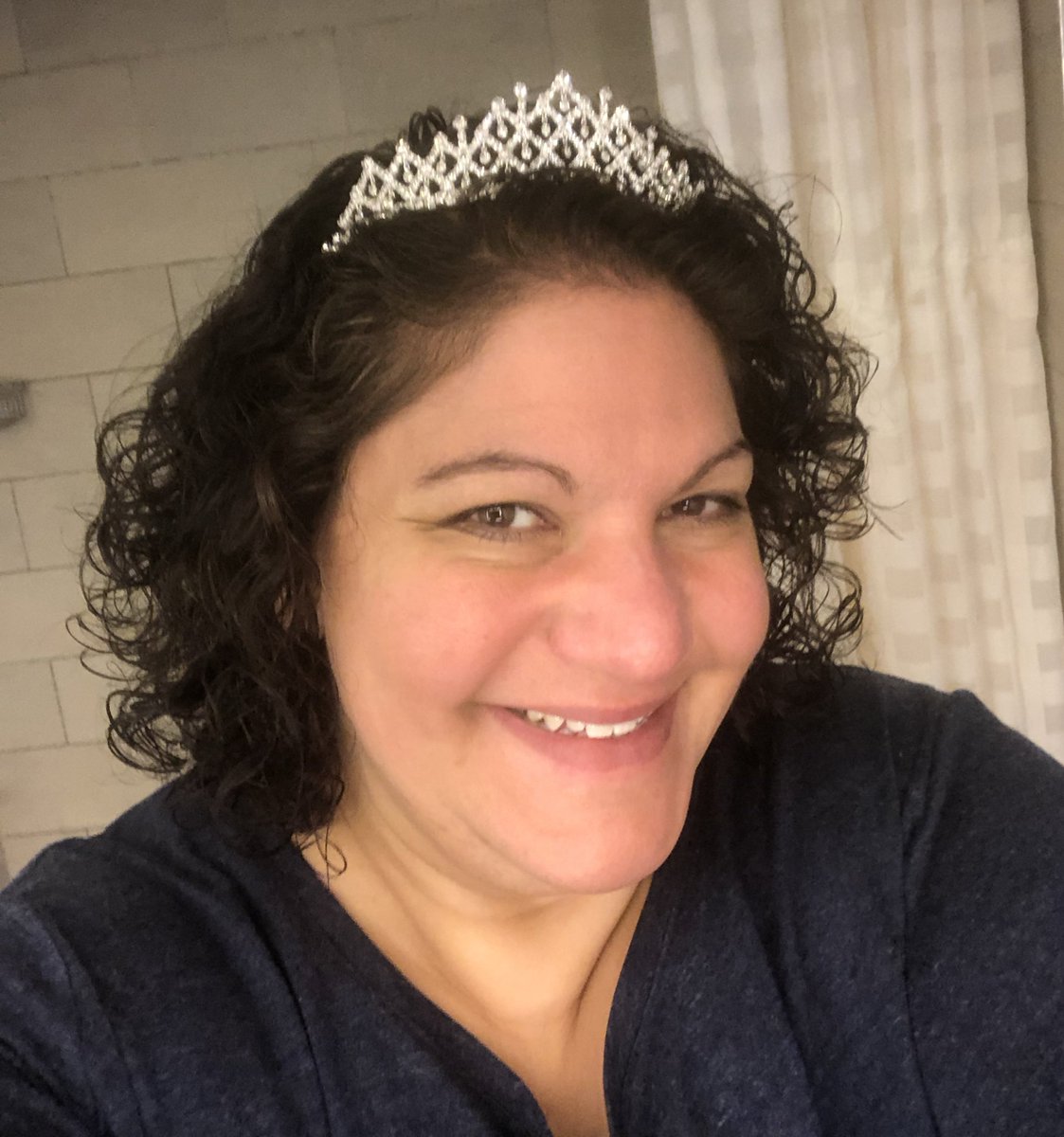 SQLSpouse's tweet image. #SQLSatDC Princess bling early in the morning! #tiaralife