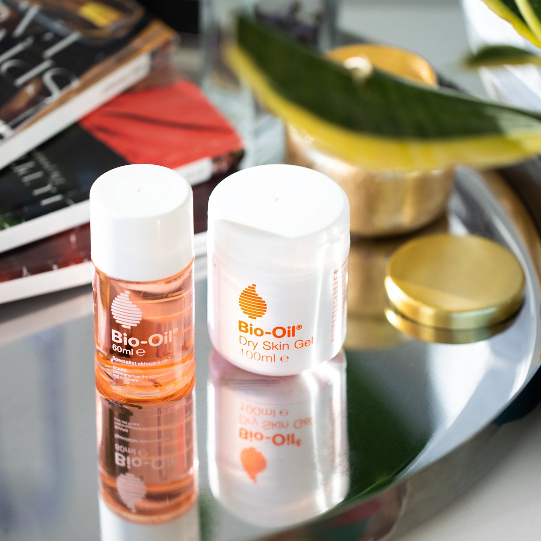 Two skincare saviours, two different jobs to do.
✔ Skincare Oil helps to treat the appearance of scars and stretchmarks.
✔ Dry Skin Gel was created for dry skin sufferers.