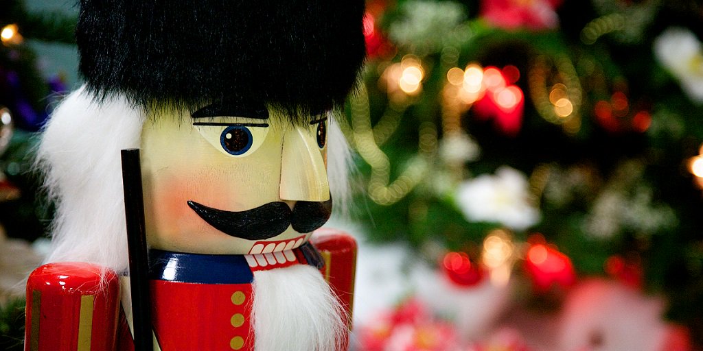 DecemberNights's tweet image. Convenient paid parking for #DecemberNights2018 is available at several lots near @Balboa Park. Check out decembernights.org for locations.