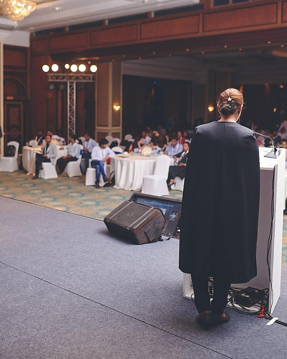 KaveaRChavali's tweet photo. The Caped Emcee ๐
#superwoman #candid #stagepics https://t.co/PScvI6Dih8