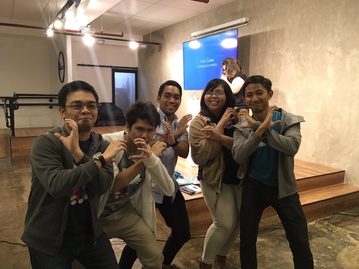 uxsocietydlsu's tweet photo. Members of #DLSUXSoc represented their respective tech communities (@UXPHL and @PWDO) at the #PHTechLeadsConf organized by the PH Tech Community Leads, a conference for future tech community leaders. 

#PHTechCommunity
#UXforAll
#AllforUX https://t.co/EWMWm95jzV