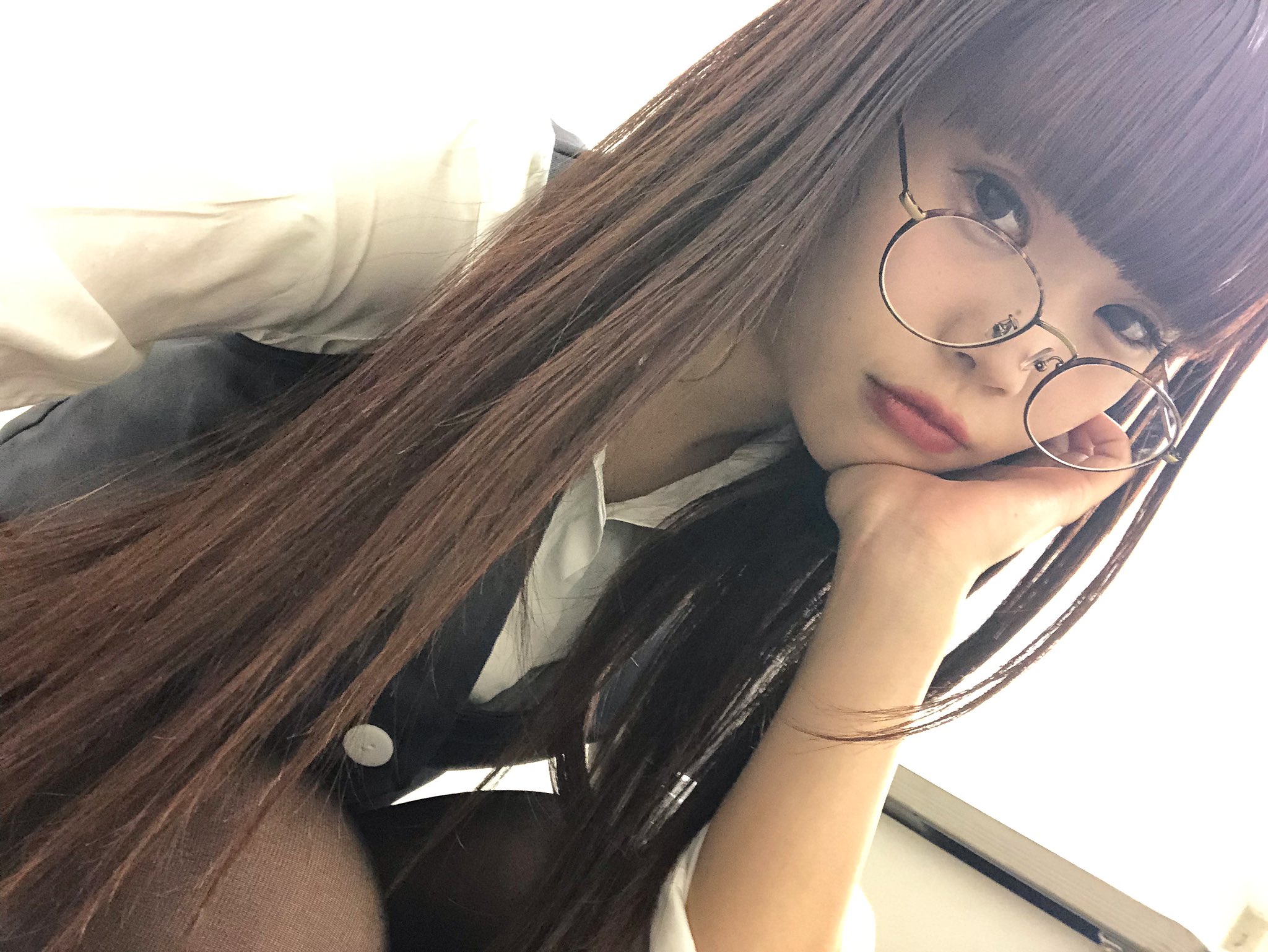 Dt4LZvLV4AA4YAF.jpg:large