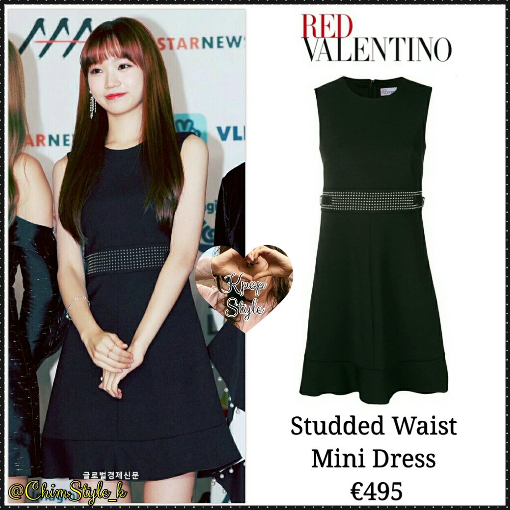 🌸 KPOP STYLE 🌸 on Twitter: "181128 #Chaewon @ 2018 Asia Artist Awards 😍 Dress: RED VALENTINO - Studded Waist Mini Dress (€495) #IZONEstyle #IZONEfashion #KimChaewon #Produce48 #La_Vie_En_Rose #COLORIZ #AAA https://t.co/gPNz8YVleL" / Twitter