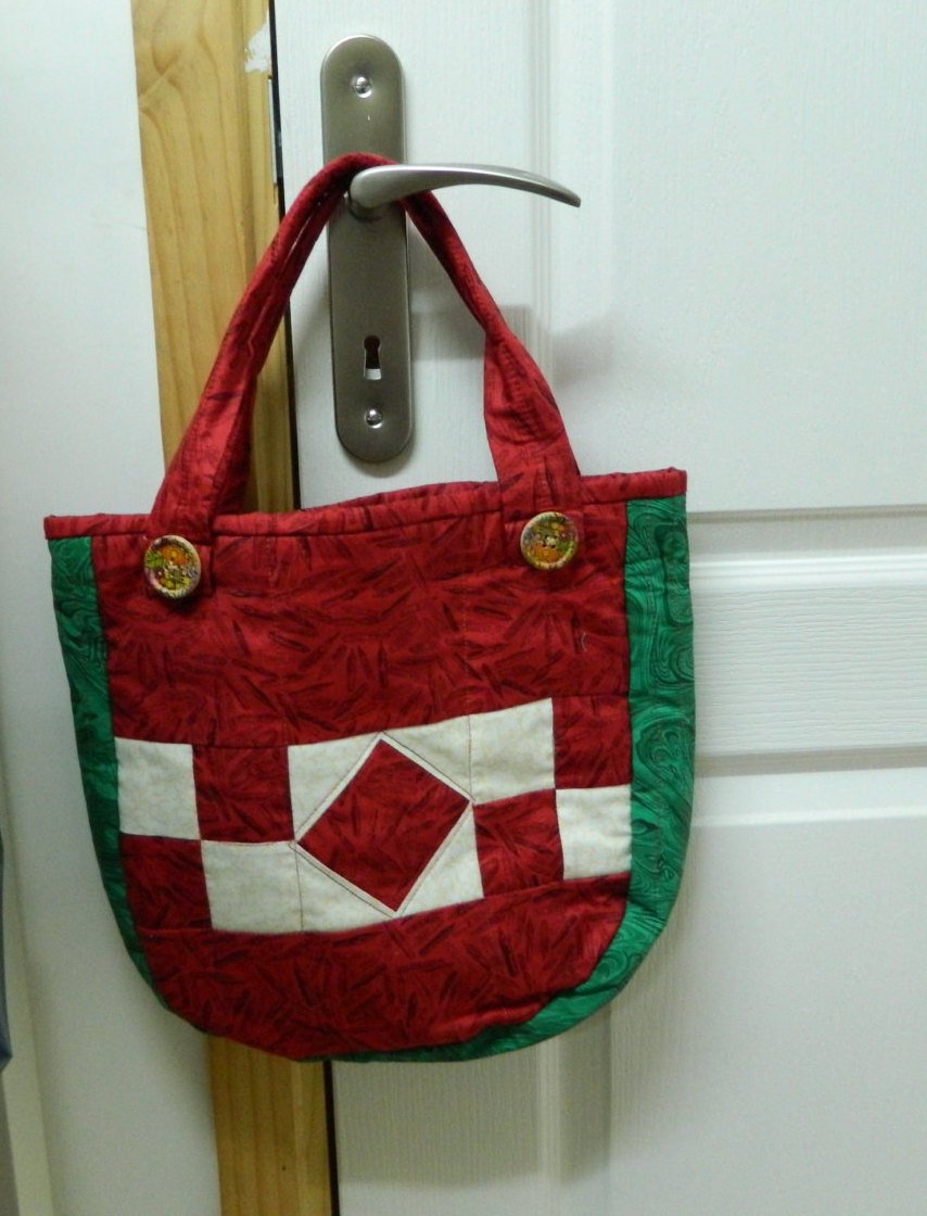 AlsCraftyCorner's tweet image. knitting bag, Tote Bag, Quilted Bag, Patchwork Bag, Ideal Gift for Her, Gift for Mom, mothers day gift, shopping bags, shopper totes, red tuppu.net/1c6457c2 #Etsy #AlsCraftyCorner #PatchworkBag