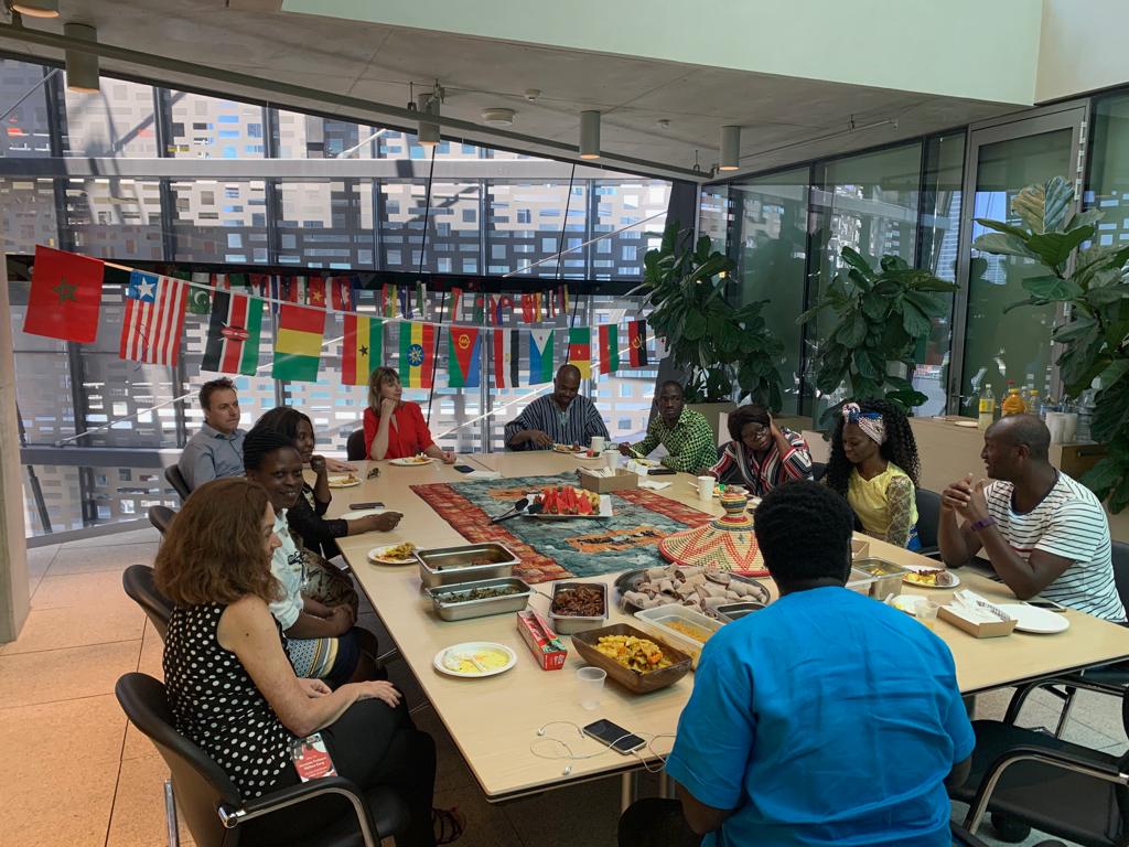 peboo7's tweet photo. This was how it went down yesterday at #UTS. The first ever official get-together of #African HDR students at University of Technology Sydney. #UTS_Health @NjueCarolyne @AndrewHayen @AngelaJDawson https://t.co/YXvL39se9n