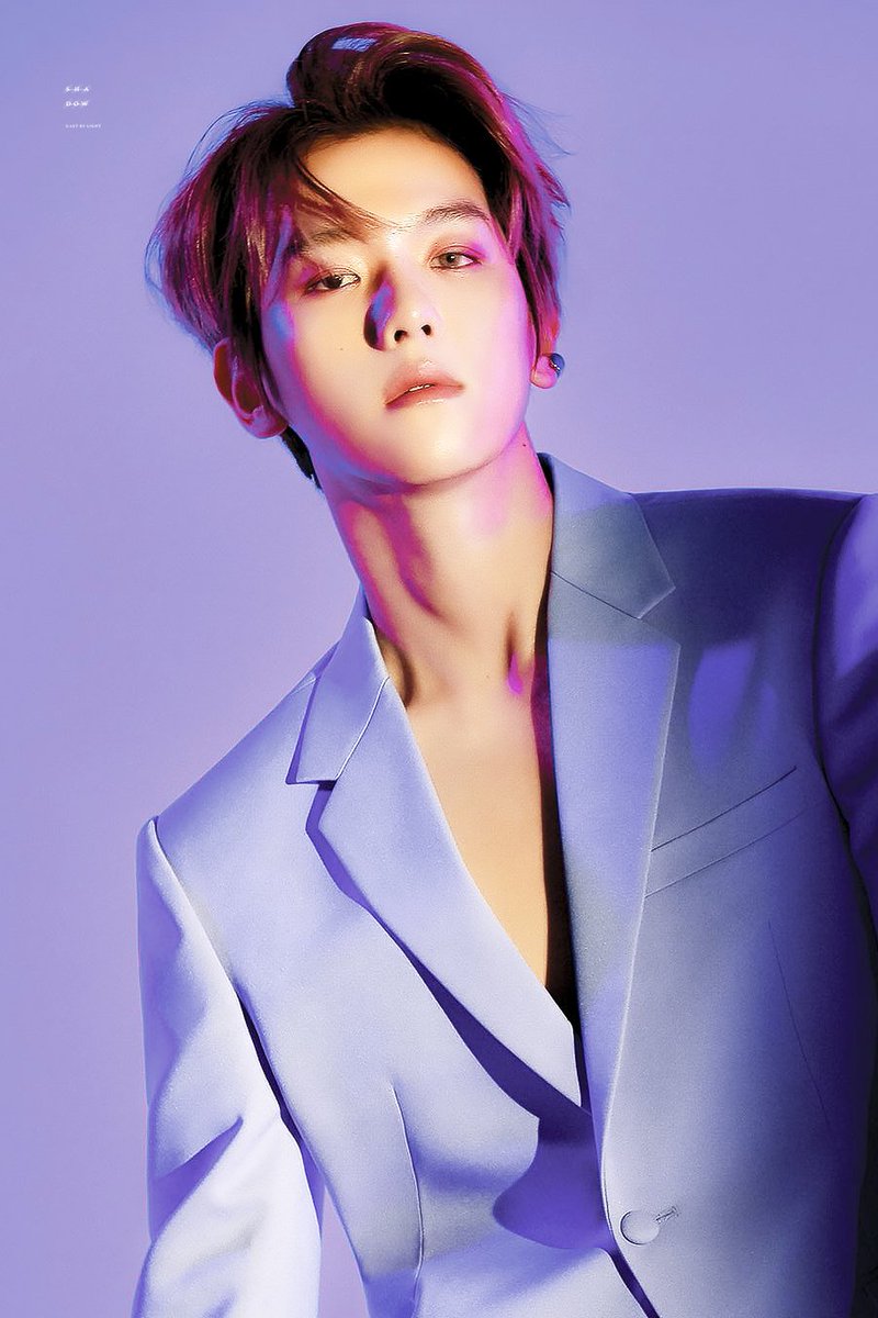 byunactivities's tweet photo. baekhyun (the king) pics for #LOVESHOT [2018] https://t.co/mcqtY7W2w4