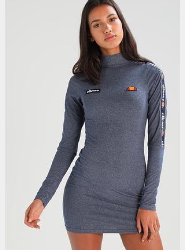 threadsofthrea1's tweet image. 🖤robe🖤