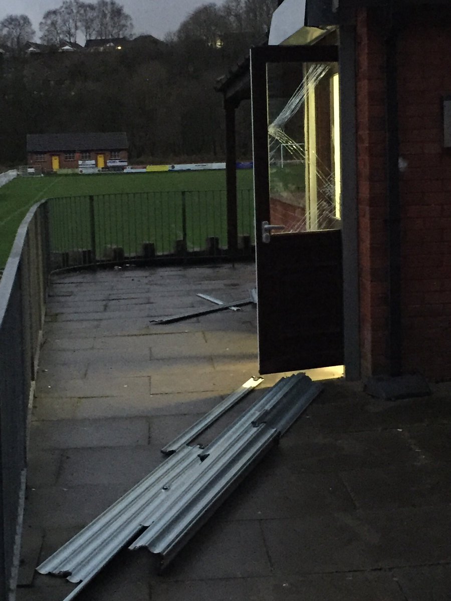 Eagley_Football's tweet photo. He we go again.. as this scum breaks into our club at 4-40am causing major damage Any info to the police or ourselves please for a reward. https://t.co/n2lkMpL1JH