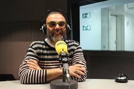 rosabadiarb's tweet photo. Com tots els dissabtes us esperem a les 12h. Avui @comediaSERCAT amb:
🔴Observadores @agataroca @Teatre_Goya
🔴@BobPopVeTV @SomosLibrosNet @EditorialTurner @LateMotivCero
🔴Jordi Rico @Faceries #4dOptic @cia_laperla29
🔴@guillemclua @cristina__gdiaz https://t.co/rLMcwQ4Gqf