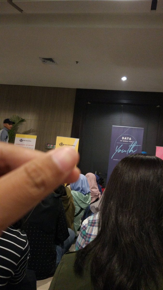 Hehe. Long time no see~ sudah di sini~