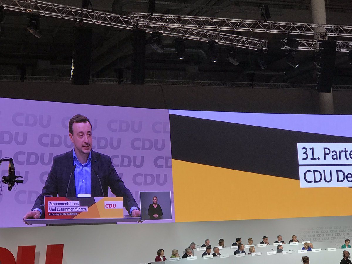 AKK nominiert <a href="/PaulZiemiak/">Paul Ziemiak</a> als #cdugeneralsekretär #jungeunion #aufbruch #cdubpt18 #cdu