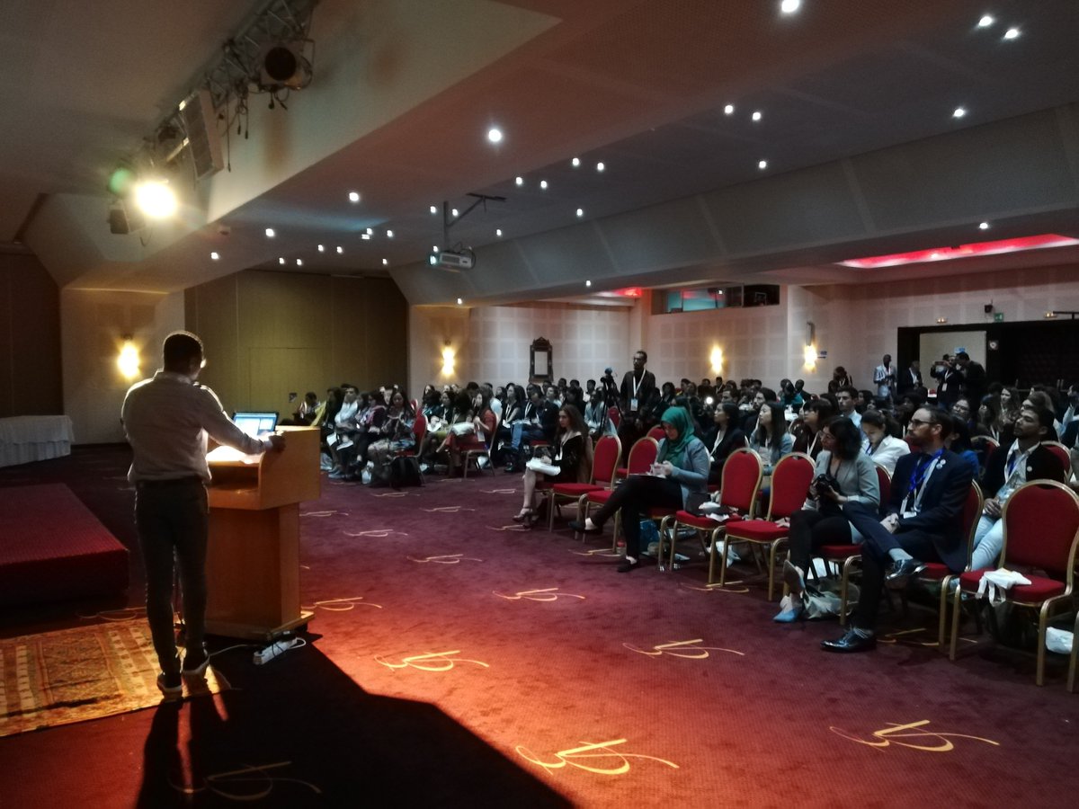 UNICEF's tweet image. “Young migrants and refugees are strong. Believe in us, invest in us.” 19-year-old Kader presenting our youth poll results at the opening of the Youth Forum during #MigrationWeek. 
 
#ForMigration #AChildIsAChild #youth4migration