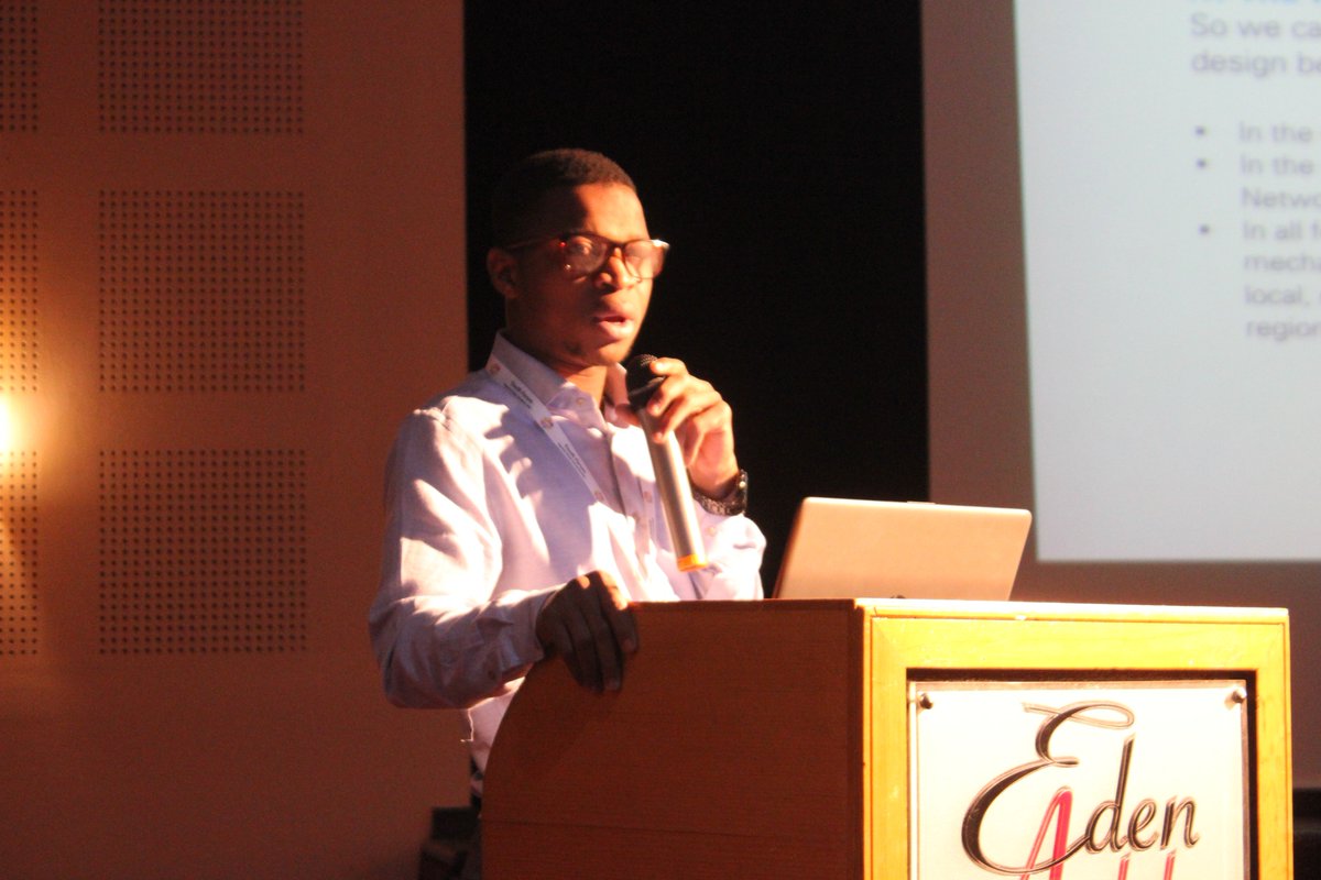 UNICEF's tweet image. “Young migrants and refugees are strong. Believe in us, invest in us.” 19-year-old Kader presenting our youth poll results at the opening of the Youth Forum during #MigrationWeek. 
 
#ForMigration #AChildIsAChild #youth4migration