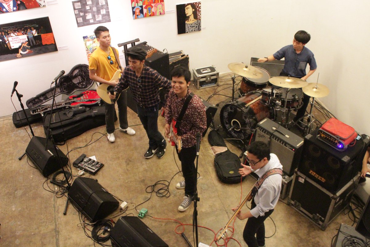 infocolf's tweet photo. Throwback to T21's performance for the Art of Dissent 🎸 https://t.co/RGrp5DaIw2