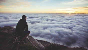 rappelsdAllah's tweet photo. Le Prophète (ﷺ) a dit : 
«Celui d’entre vous qui se réveille le matin en sécurité parmi les siens, ne souffrant d’aucun mal dans son corps et possèdant la nourriture de sa journée,c’est comme si l’on avait mis tous les biens de ce monde en sa possession.» 
﴾Sahih At-Tirmidhî﴿ https://t.co/9muwudK5wf