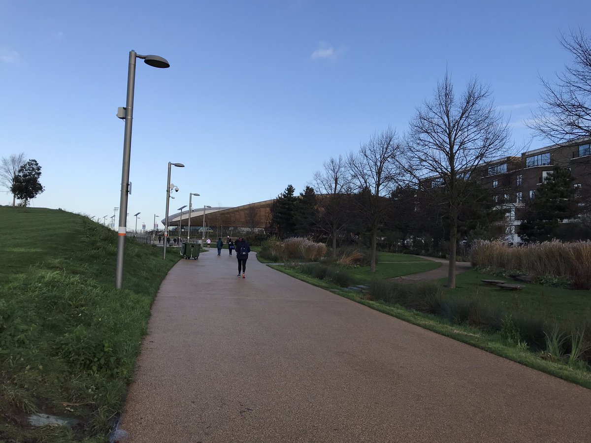 Kevandsally's tweet photo. Well here we go again at #BRIC18 good luck to @Charlijaneb @WycliffeRowing and @GreenbankRC juniors Izzy and Siri on this beautiful (windy) day #nervesjangling https://t.co/IWWYSvJzFz