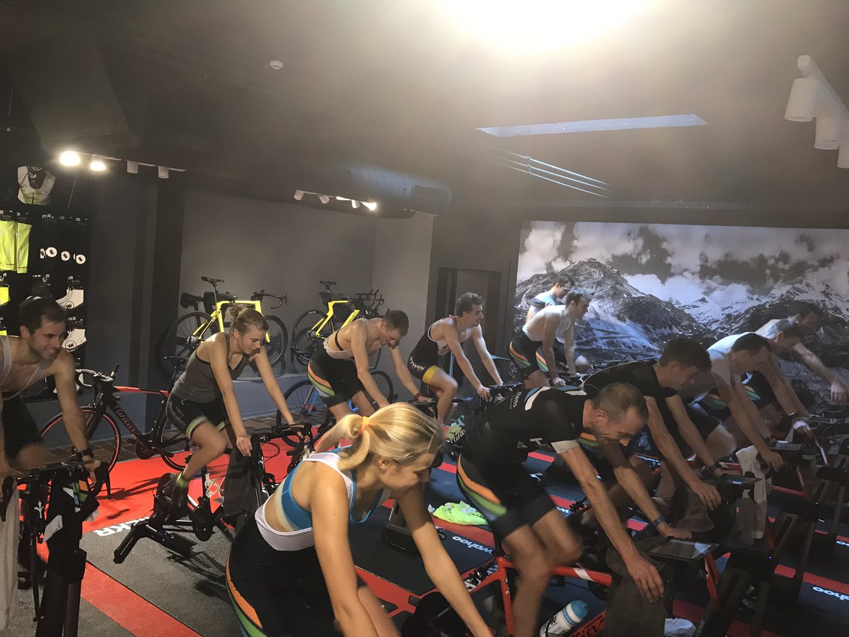 Teambuilding, rijden voor het goede doel bij Amici di Bici👏