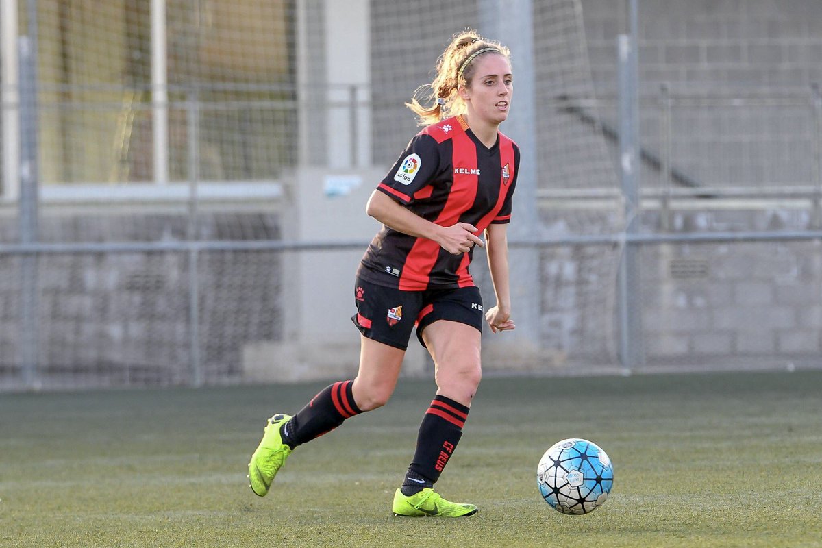 ReusFem's tweet photo. ⚽️🤙
#cfreusfem #cfreus #futfemcat #futfem #reusbcambrils https://t.co/nNaKUjCkhw
