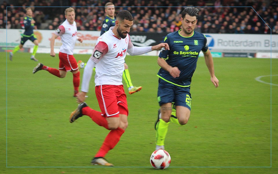 TSV1860's tweet photo. „Es hat die letzte Konsequenz gefehlt“, so Daniel #Bierofka, der mangelnde Chancenverwertung und fehlende Bissigkeit monierte.
____________
@fortuna_koeln - @TSV1860 0:0 (90‘) @DFB_3Liga #tsv1860 #FORM60 #allemitschal https://t.co/z9abfsKoyi