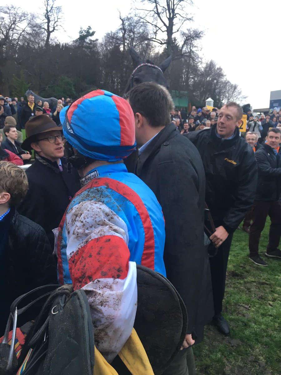 📸 Saint Calvados after finishing third in the #TingleCreek @Sandownpark #HWR