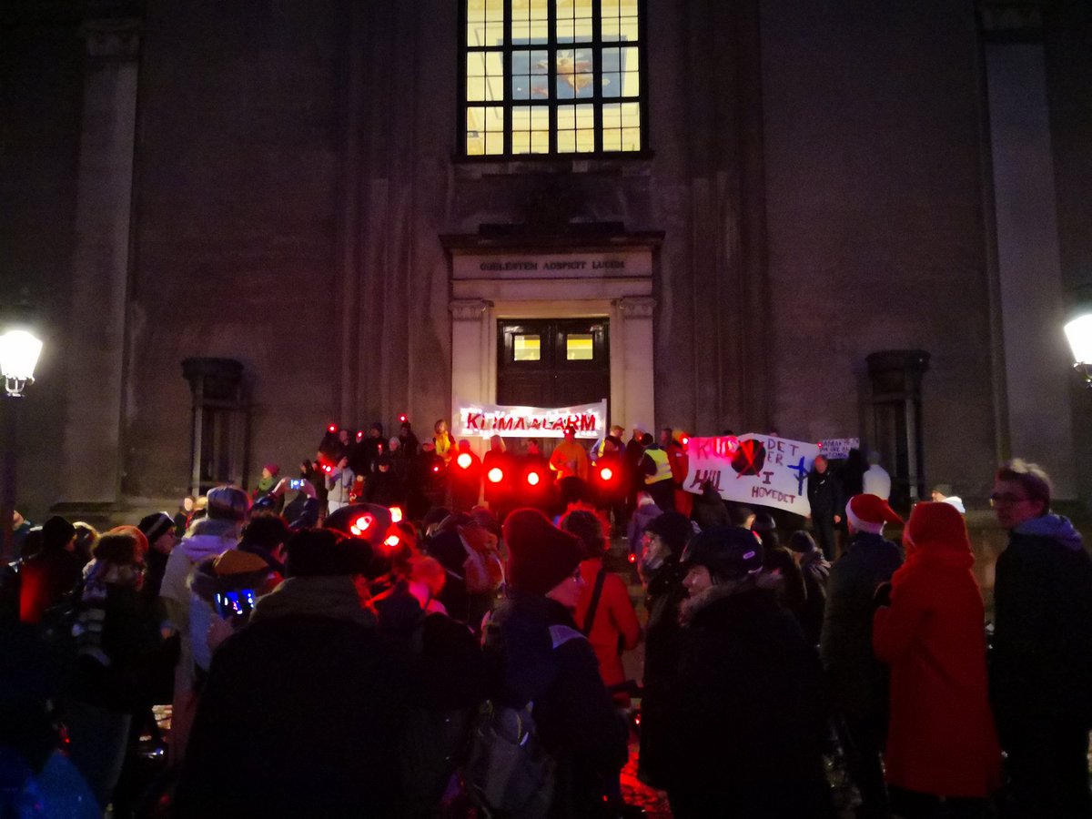 pablomt95's tweet image. #KLIMAALARM #COP24 #CLIMATECHANGE #COPENHAGUE