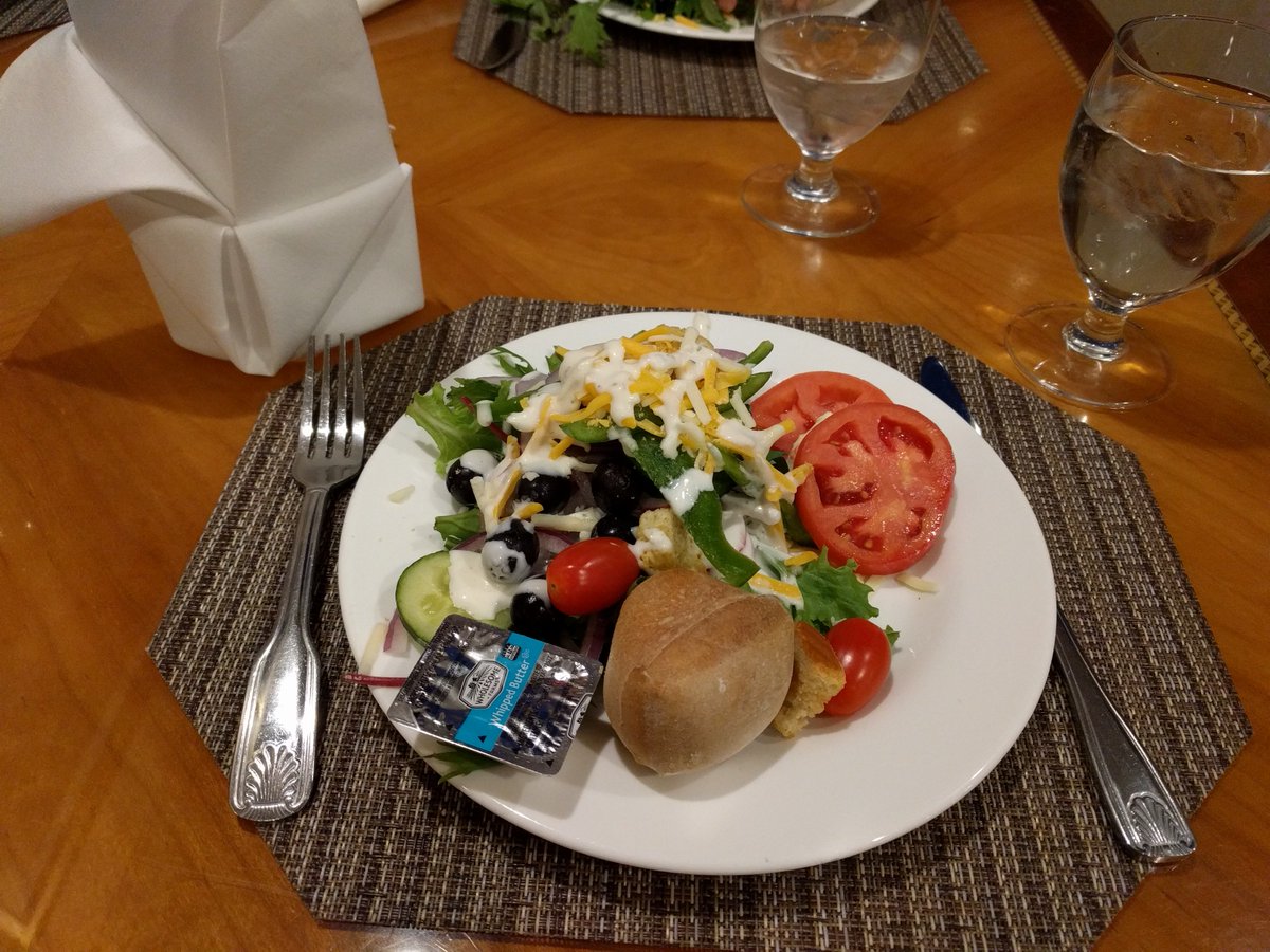 MarTechBen's tweet image. When you can't do Thanksgiving at home... just hope there's a good restaurant around! Thank you Holiday Inn Central @IHGRewardsClub (Wash DC) for a fantastic meal! - #HomeWithIHG, #RewardsOffer, #Ad
