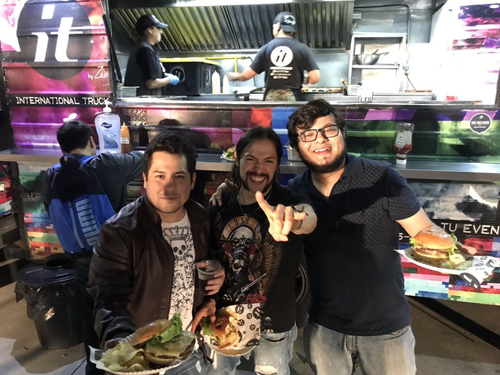 Food Trucks Fest tweet media