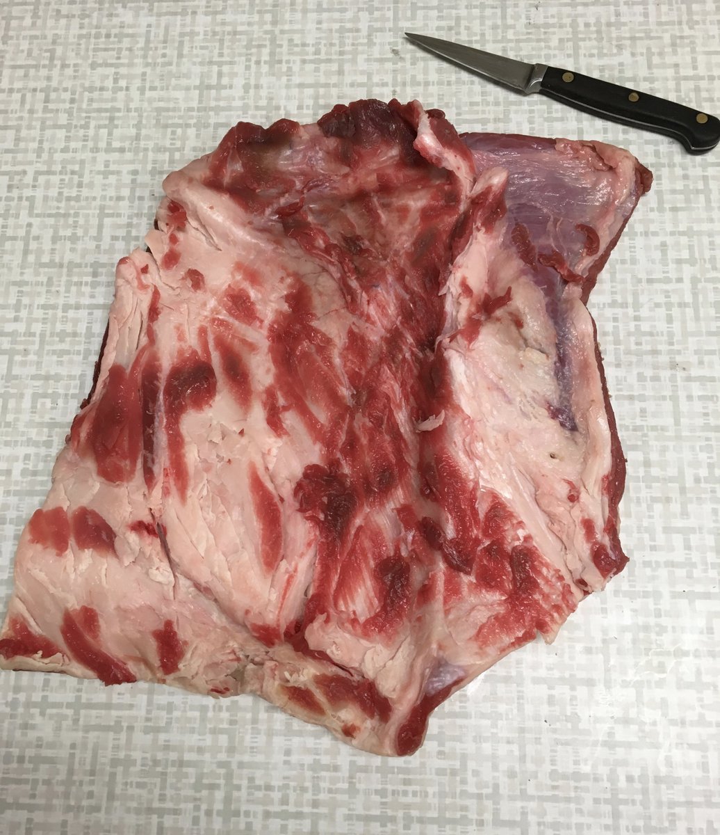 My butcher gave me this 800g slab of subcutaneous beef fat (grass-fed) yesterday - free! 60g already gone :-)
barkerbrosbutchers.co.uk
