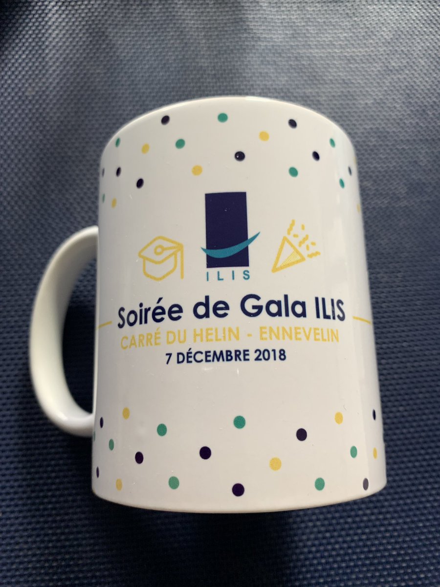 FdenayerIlis's tweet photo. Merci à toutes mes équipes biatss enseignants enseignants chercheurs pour cette belle cérémonie de remise des diplômes et pour un gala réussi. merci à Philips et à Korian pour la remise des awards. Merci aux iliscites (danse et musique) pour la qualité de leur prestation. https://t.co/vJIvJ4CTRJ