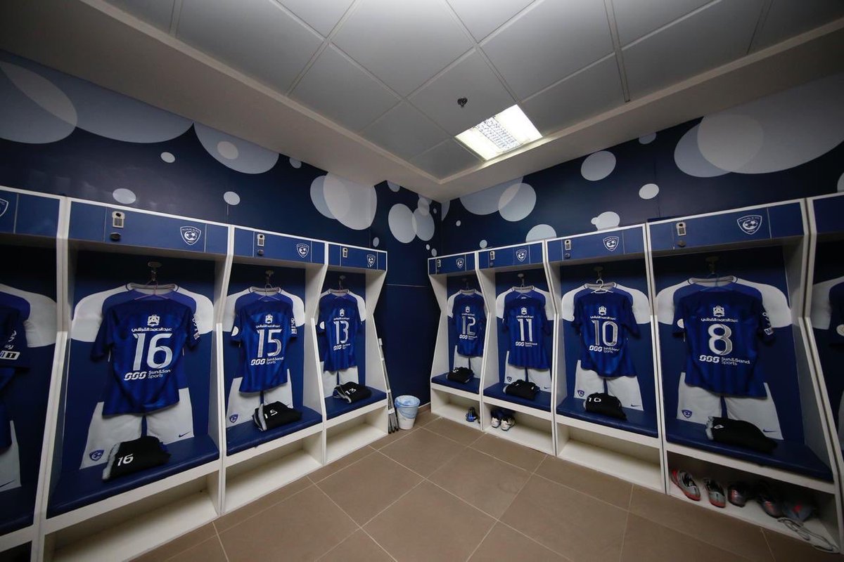 #الهلال سيلعب مواجهة اليوم بطقمه الأساسي "الأزرق"
#الهلال_النصر