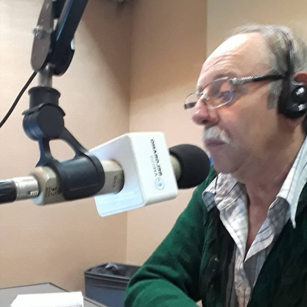 LaMielEnTuRadio's tweet photo. Hablamos con #GuillermoLedwitch @guillote58 sobre la inauguración de la sala de fraccionamiento de polen de la Cooperativa Apícola #Apidel.
Sintonízanos en directo por
https://t.co/zKzmu8iYgE
En diferido mediante
https://t.co/Xi6uzLEaRC
https://t.co/9sGeWqzArf
@intaargentina https://t.co/P5WesBIsH1