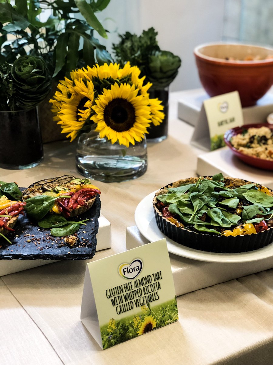 foodandhome_sa's tweet photo. The festive table of dreams. Every single dish on this table was made using @floraheartSA! Yum! Thank you Flora for a wonderful morning 🌞 #LIVEMORELIFE https://t.co/nIcIm3bU2D