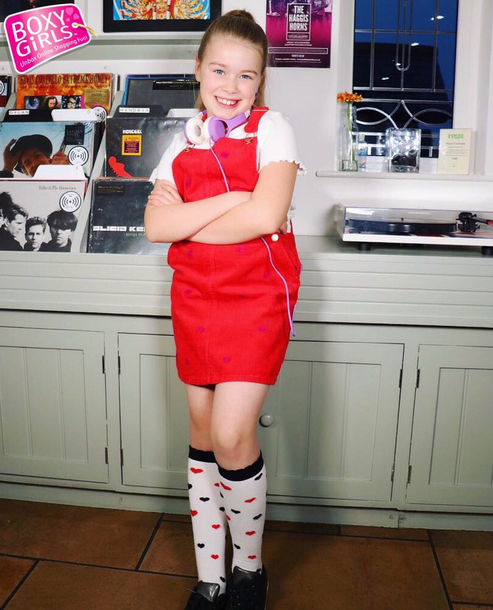 PatiencesMagic's tweet photo. HERE WE GO GUYS! COMPETITION TIME! Over on Instagram ! Show us your Boxy Girls Style for your chance to meet Patience and take part in a Boxy Girls fashion shoot experience! Patiences look is inspired by Riley her favourite Boxy Girl!
@CharacterToysUK @EvolutionPRLtd @boxy_girls https://t.co/dkpQJSSzNn