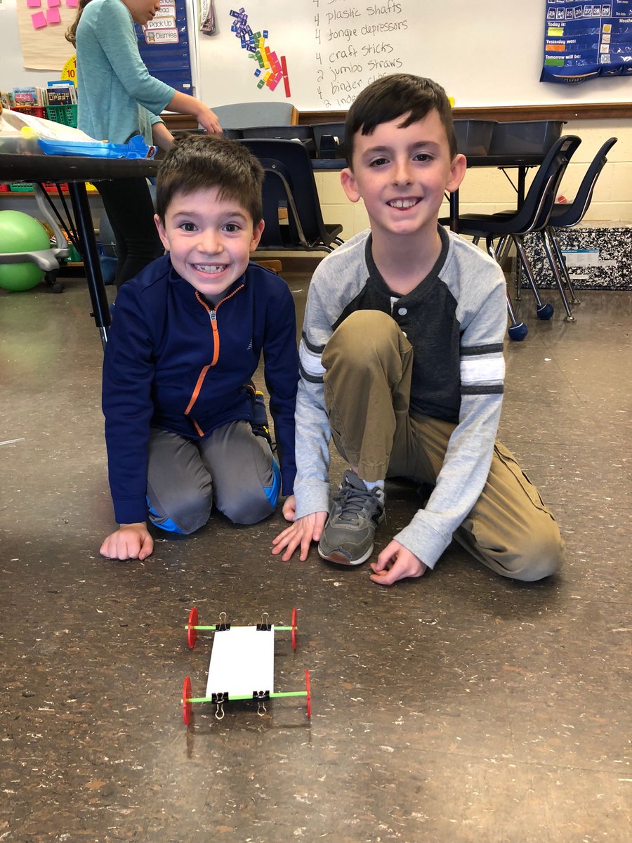 RachelHallLynn's tweet image. Look at these cool carts! #fossscience #wheelockians