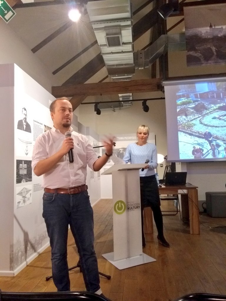 Cityplusudt's tweet photo. @mhzacher talking about our #Raingardens in #Olsztyn The revolution will NOT be postponed because of the rain... @pagroen ;) @a_pyziak @harat_harat @WSzwedkowski https://t.co/LZOctNp6Th