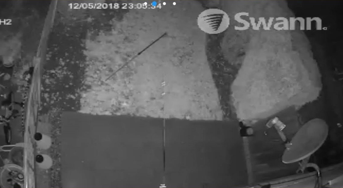 DecotaCCTV's tweet photo. Profesional CCTV or Install only service? the benefits:
Install only:
You save some cash &amp; get a level of security on a budget
Professional system:
12 months support
Training
Quality components=Superior images
Its not just about the megapixels, both images are from 5MP cameras https://t.co/5rAibhxTFe