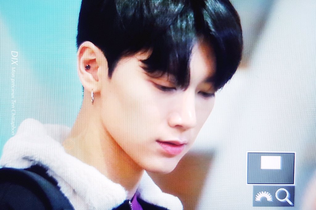 DIX0227's tweet photo. 181208 #텐 #TEN #NCT https://t.co/fAxzRC5DT7