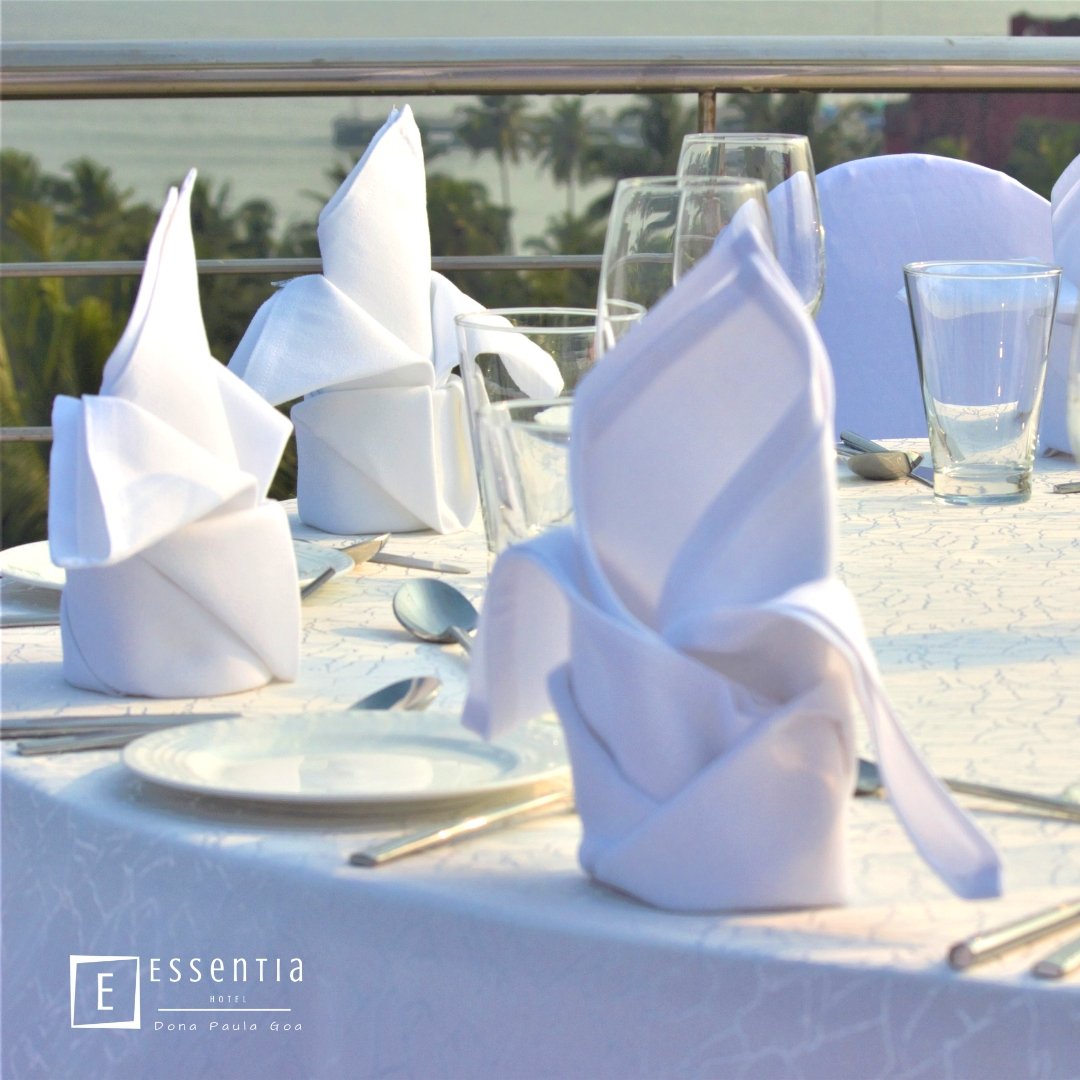 EssentiaHotels's tweet photo. Celebrations and get togethers have become even more exciting at our Rooftop Event Venue! Book now!
#essentiahotels #essentiadonapaula #goa #rooftopevents #goatourism #likeforlikes #staywithus #followforfollowback #newbrand #ocean #celebrate #celebratewithus #festive https://t.co/jsTMErjg4f