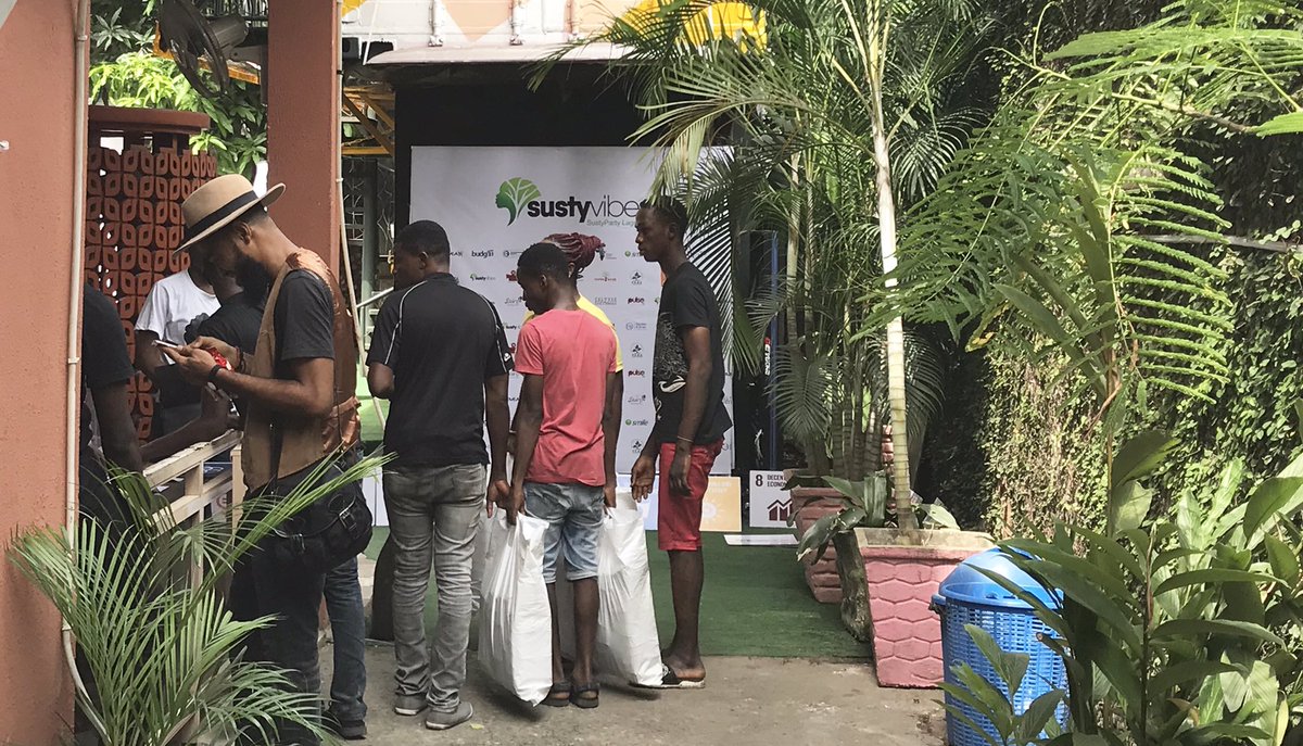 ONEChampions's tweet photo. 🚏Next stop is @AAF_Nigeria Lagos for the 2018 @SustyVibes SDGs party. The mission here is to introduce the #VoteYourFuture campaign to young SDGs champions in Lagos. #SPL18 #ArtsForSDGs https://t.co/oAbSV6ffln