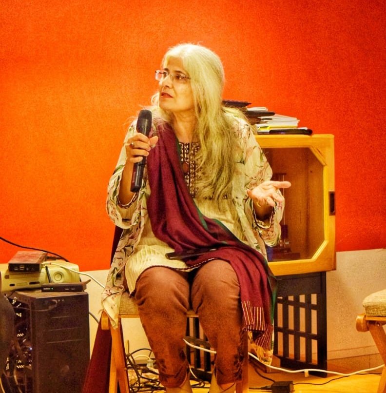 tubamohsin94's tweet photo. For people in the last generation, difference was never ever wrong. Diversity was celebrated. That's something we need to learn from the previous generation. says @afiasalam at @OpenMicPK launch event at @TheNestiO. #OpenMicPK https://t.co/mc9ocXIEqC